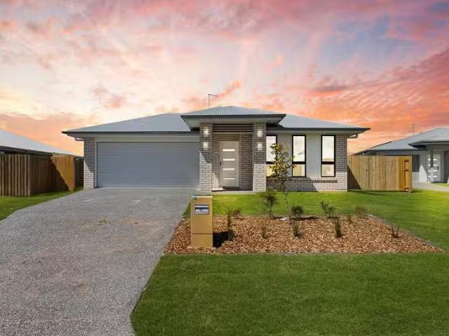 41 North Lakes Circuit, Burrum Heads, QLD 4659