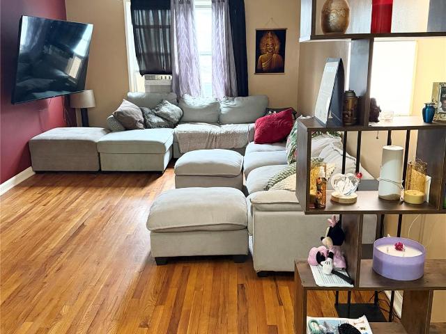 41 Point Street 3B