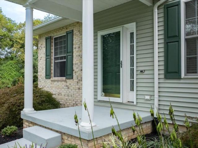 41 Plymouth Lane