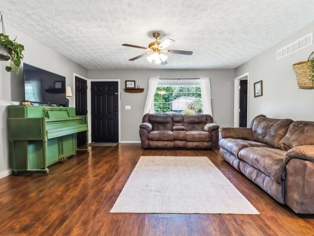 41 Rose Of Sharon Drive
