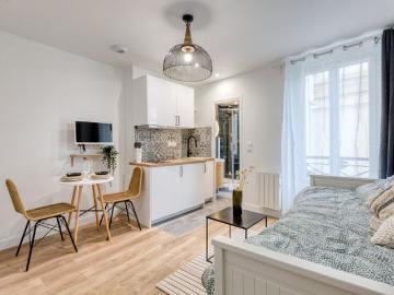 41 Rue des Trois Frères, 75018 Paris 18