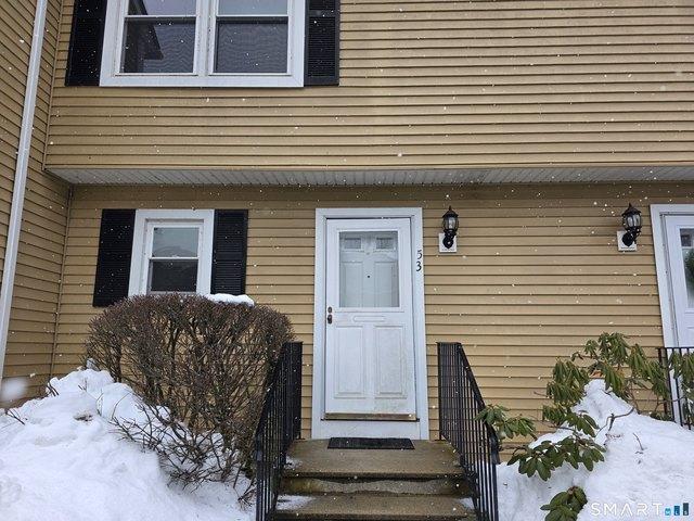 41 S Main St Apt 53, Griswold, CT 06351