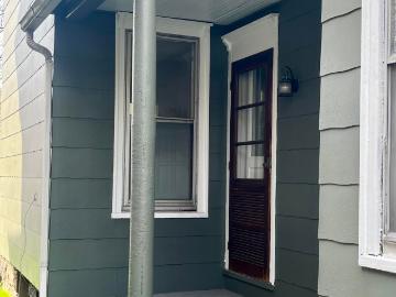 41 S 10TH Street