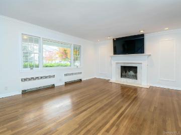 41 S 4th St, Locust Valley, NY 11560 | MLS #934250