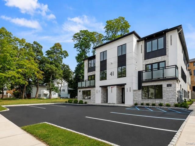 41 Saddle River Road 216