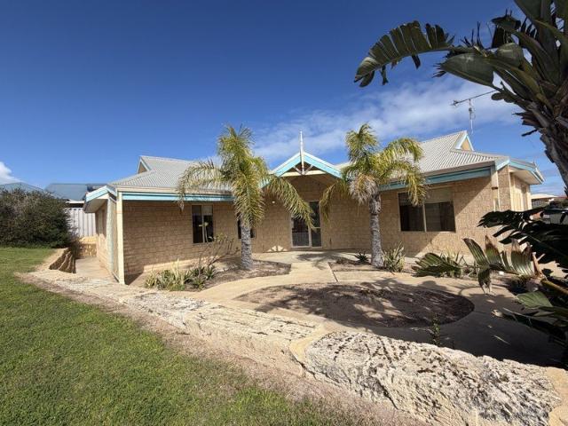 41 Seahorse Loop, Port Denison
