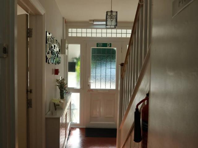 41 Southam Road | Studio house for rent #97365940 | Rentberry