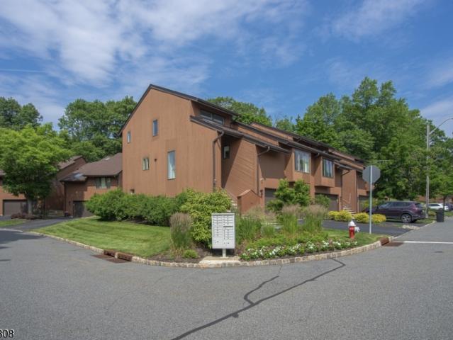 41 Sullivan Dr