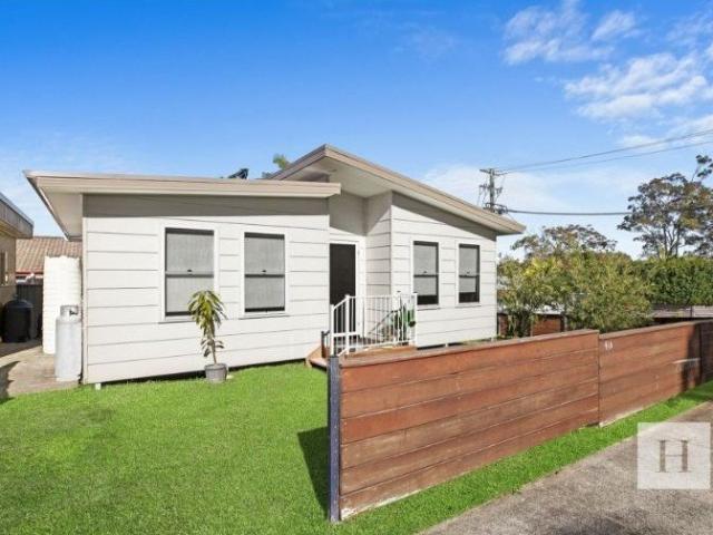 41a Agatha ave Lake Munmorah Modern 2 bedroom granny flat