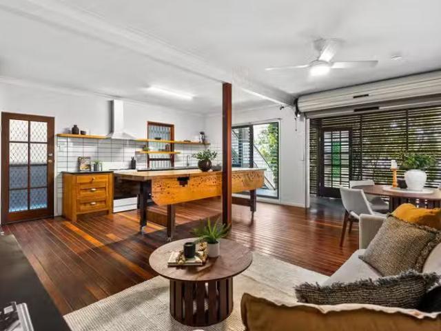 41A Bellevue Parade, LOTA, QLD 4179 House for Rent
