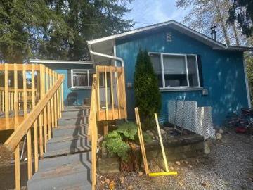41st Ave NW