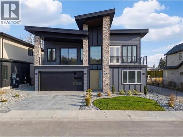 4204 Russo Street, Kelowna, BC, V1W 0C6 house for sale | Listing ID 10379 | Royal LePage