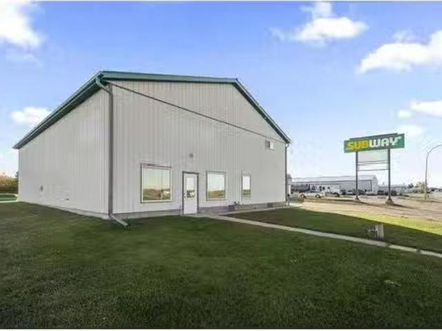 4205 51 A Street, Killam, AB, T0B 2L0 commercial for sale L.