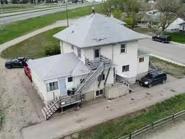 420 9Th Avenue Nw, Swift Current, SK, S9H 1B1 investment for.