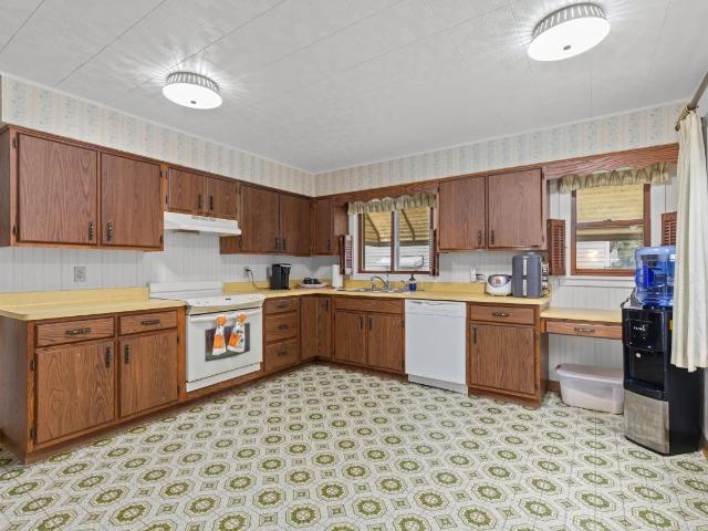 420 ANNEX Avenue
