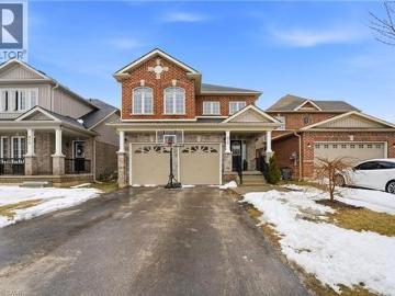 House for sale in Perth, Ontario - Garden