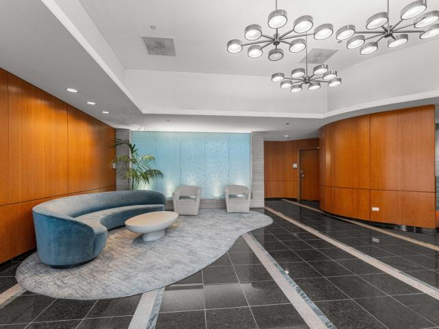 420 E Waterside Drive # 1802