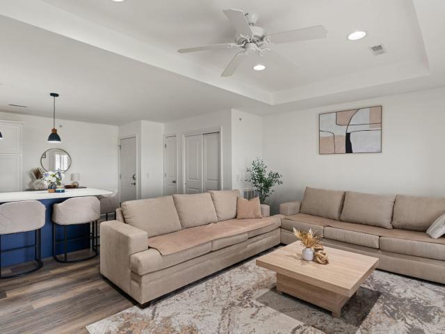 420 E Franklin Street # 202