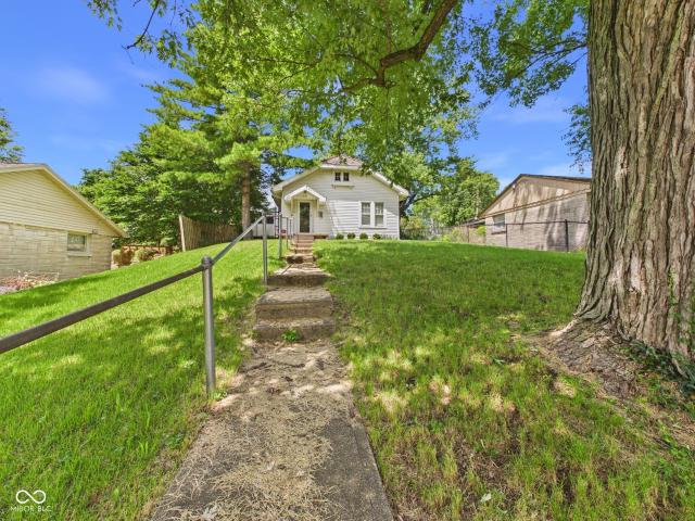 420 N Elm Street