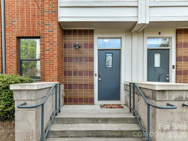 420 N Mcdowell Street