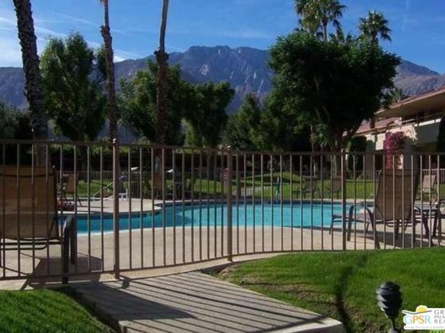420 North Villa Ct, 1 bed, 1 full bath