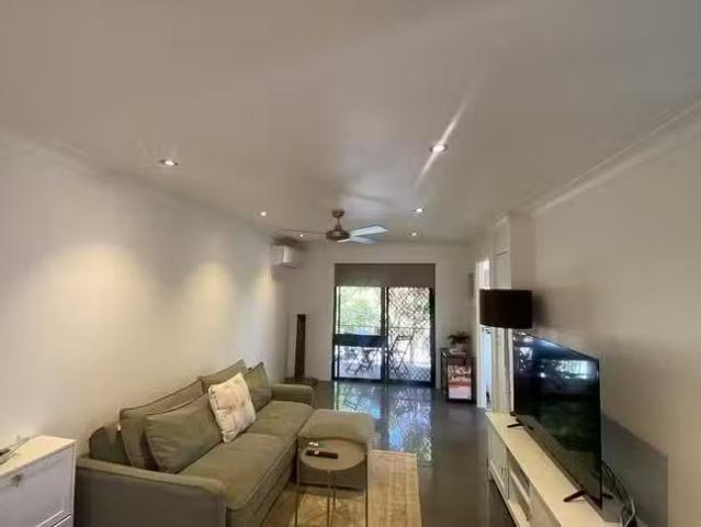 4/20 Sigatoka Place, Clear Island Waters, QLD 4226