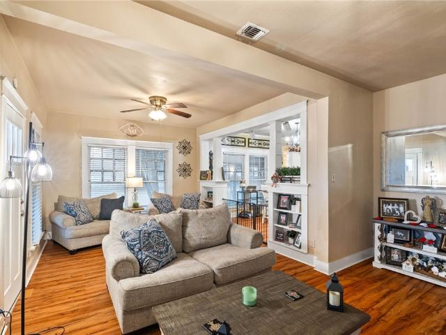 420 W Borden Street