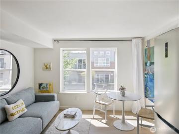 420 Valley Street # W409