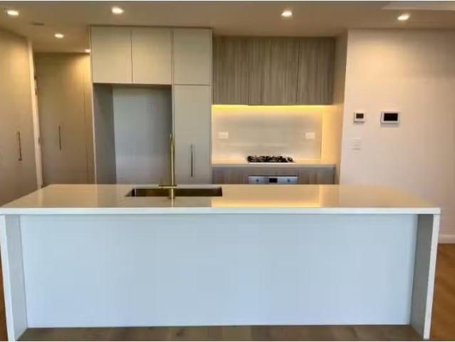 421/4 Andalusian Way, Castle Hill Apartment for rent Listed b.