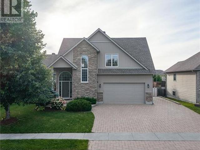 4215 Heritage Drive, Hanmer, ON, P3P 1Z6 house for sale | Listing ID 2130 | Royal LePage