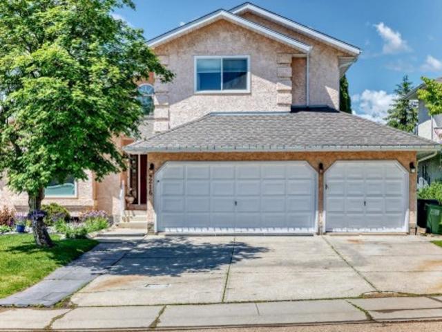 4216 47 Street, Edmonton, AB, T6L 6J5 house for sale | Listing ID E4494 | Royal LePage