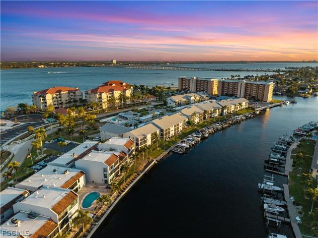 4218 SE 20th Pl, Unit D5, Cape Coral, FL 33904 | MLS #2026028