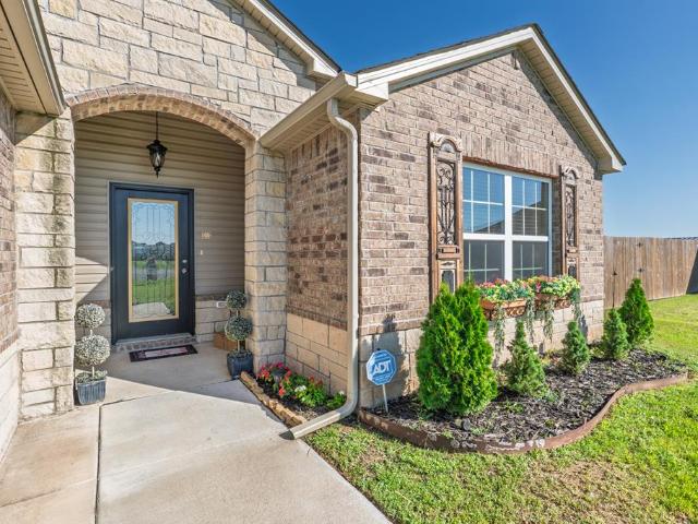 42195 Elles Way