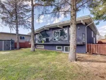 4210 Richmond Road Sw, Calgary, AB, T3E 4P3 house for sale.
