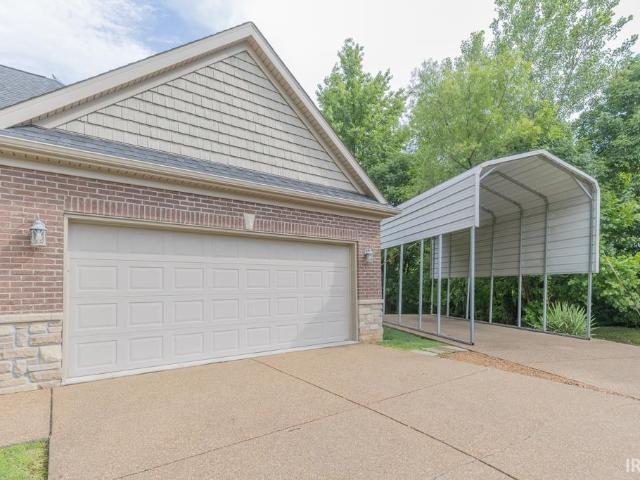 4211 Meadowbrooke Lane