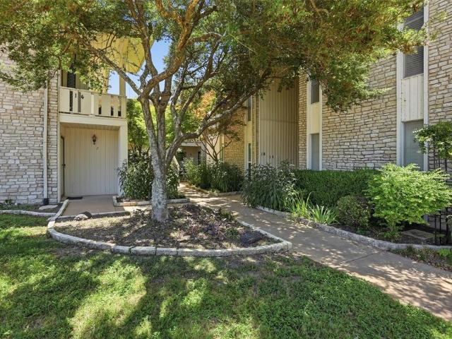 4211 Fairway Drive