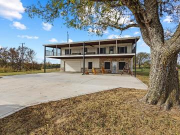 4211 Farm to Market Road 897, Dodd City, TX 75438 | MLS #21114