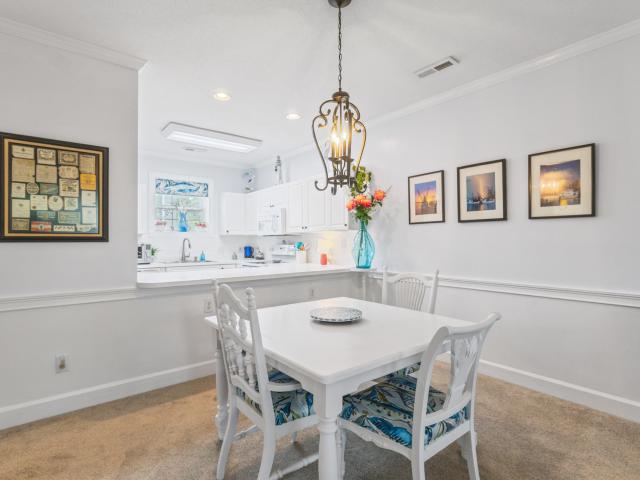 4211 Hibiscus Dr. 203