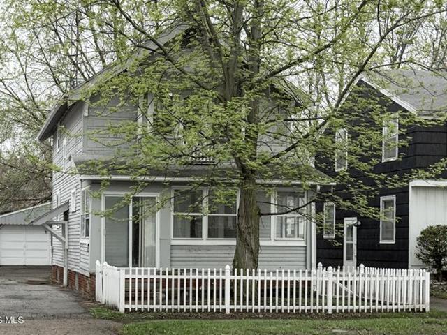 4211 Jackman Rd, Toledo, OH 43612