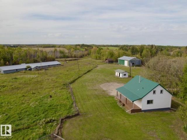 4211 Twp Rd 580, Rural Barrhead County, AB, T7N 0J9 house for sale | Listing ID E4510 | Royal LePage