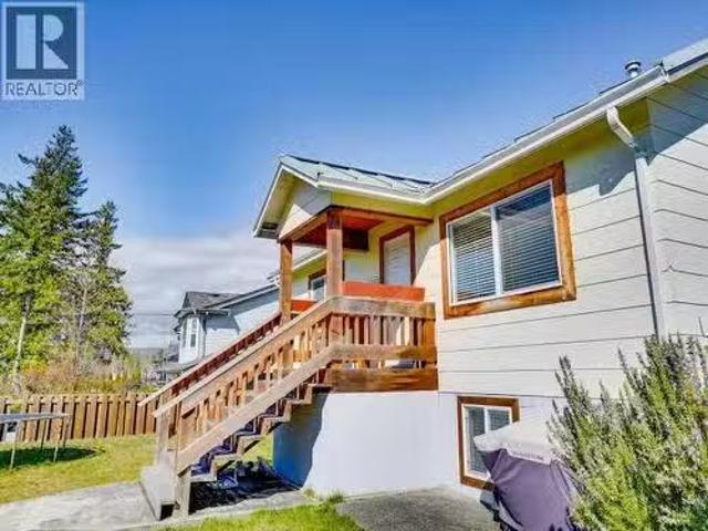 4212 Manson Ave, Powell River, BC, V8A 3M6 house for sale L.