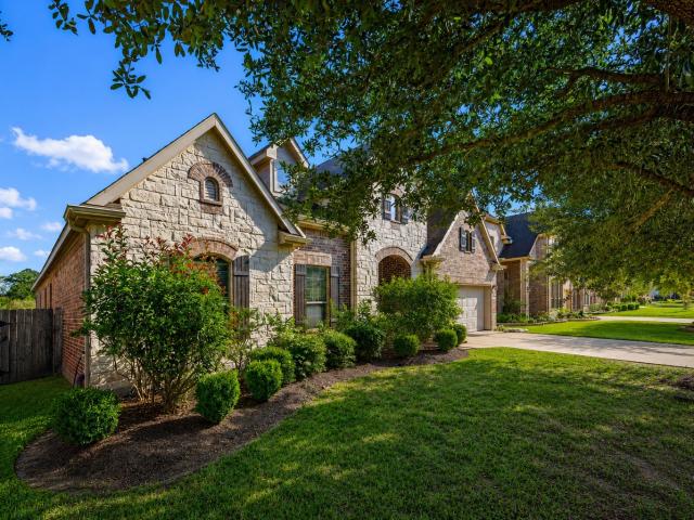 4213 Sycamore Point