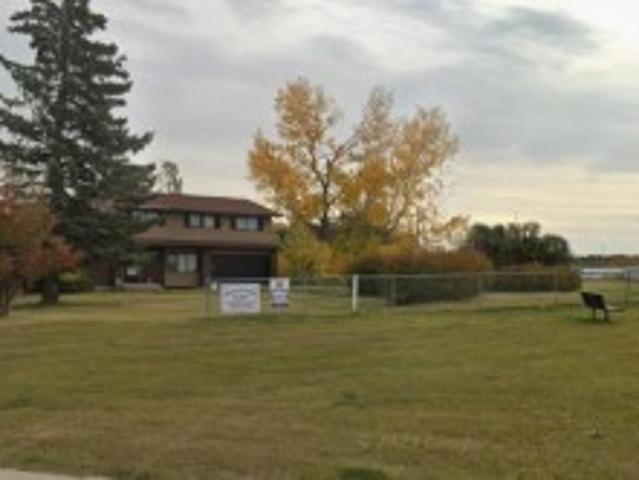 4213 42 Avenue, Innisfail, AB, T4G 1Y1 house for sale | Listing ID E4466 | Royal LePage