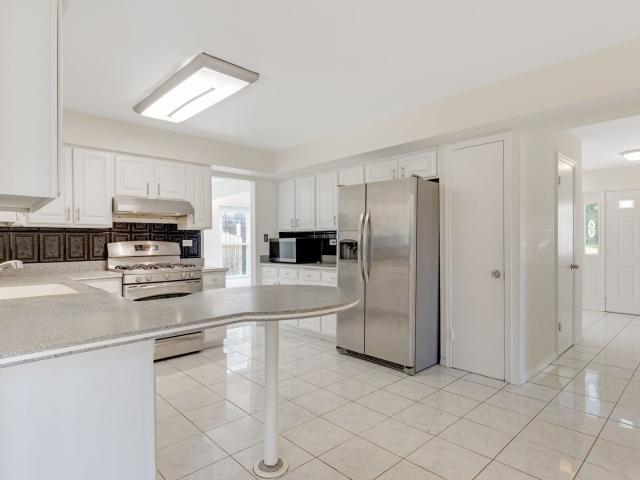 421 Collen Drive, Lombard, US, IL