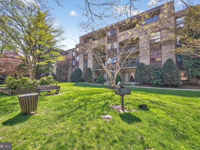 421 Christopher Avenue # 2
