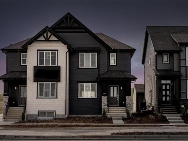 421 Creekside Drive Sw, Calgary, AB, T2X 6P8 house for sale | Listing ID A2344 | Royal LePage