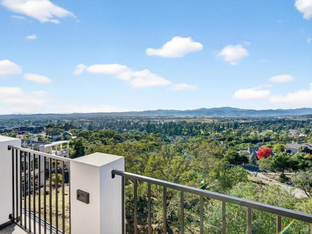 421 Bear Creek Cir, Napa, CA 94558 | MLS #325022