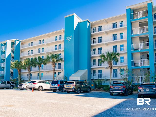 421 E Beach Boulevard 352