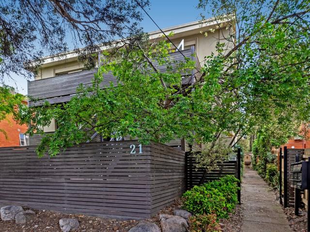 4/21 Elphin Grove, Hawthorn