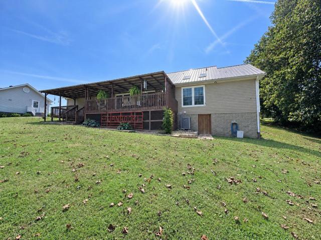 421 Halls Gap Estates Road